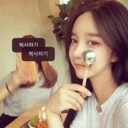 简约风格的两个字女生网名 孤心、荼蘼