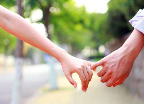 四个字恩爱的情侣网名一男一女
