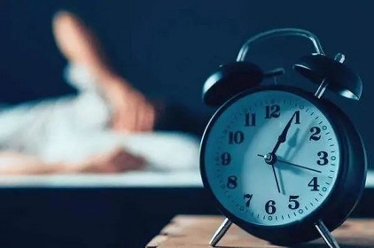 睡不着发朋友圈的熬夜文案