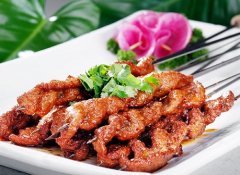 关于吃货和美食的文案句子（100条）